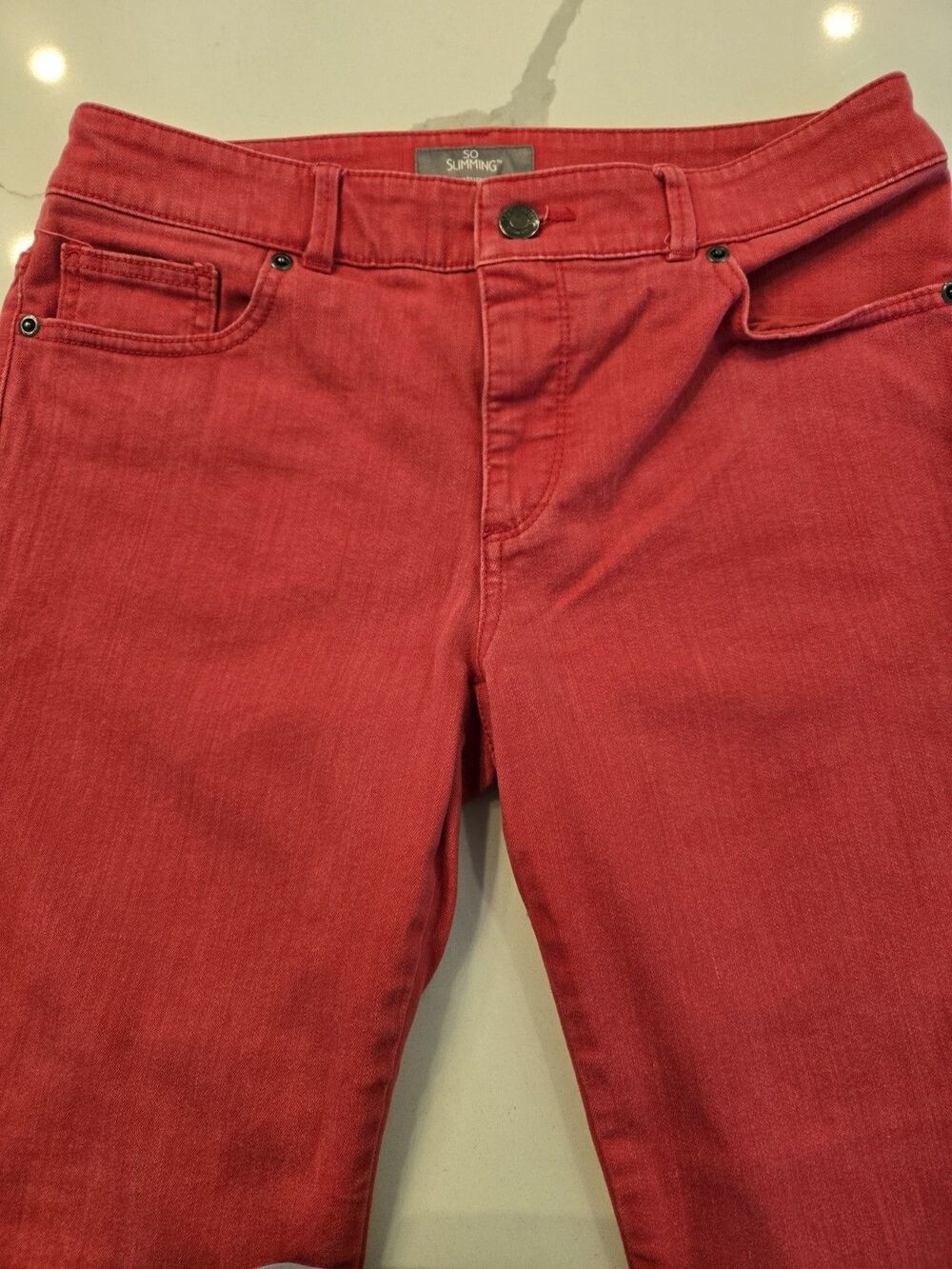 So Slimming by Chico's Women's Washed Red Ankle Zip Jeans Size 0.5 US Size 6 - Picture 4 of 15